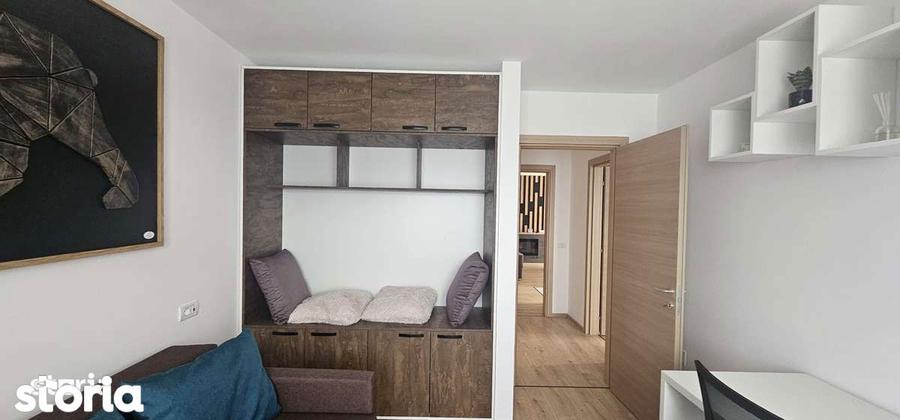 Apartament cu 3 camere, mobilat în Tractorul