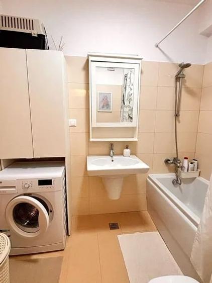 Apartament cu 2 camere semidecomandat, mobilat în 13 Septembrie