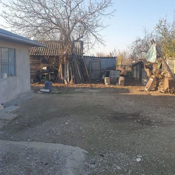 Casă cu 2 camere în Bărbătescu