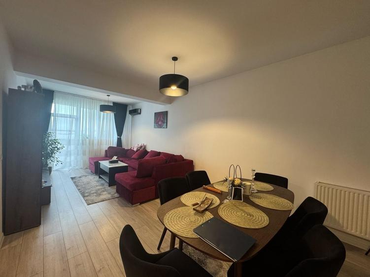Apartament cu 2 camere semidecomandat, mobilat în Băneasa