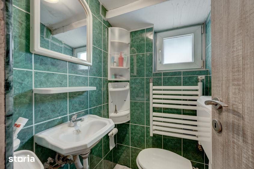 Casă cu 5 camere cu Teren 168 Mp în Băneasa