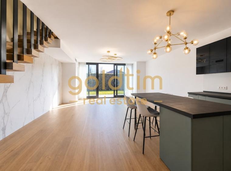 Duplex cu 4 camere cu Canalizare în Voluntari