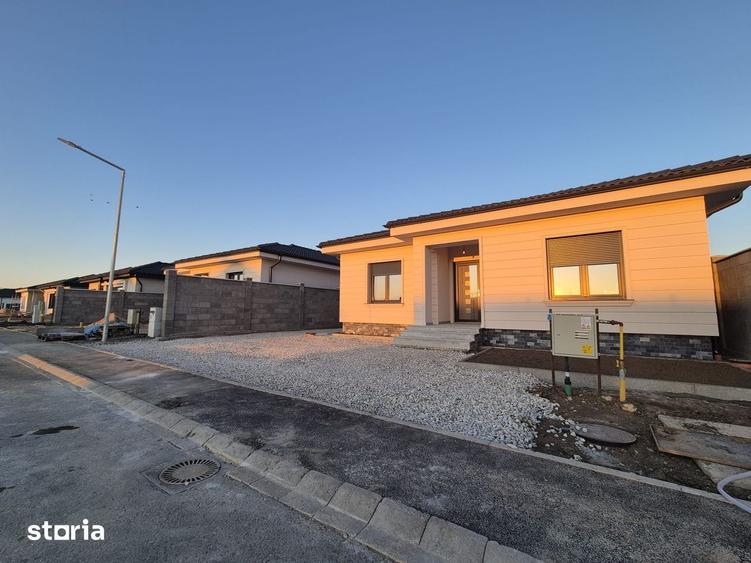 Casă cu 4 camere cu Teren 455 Mp în Central