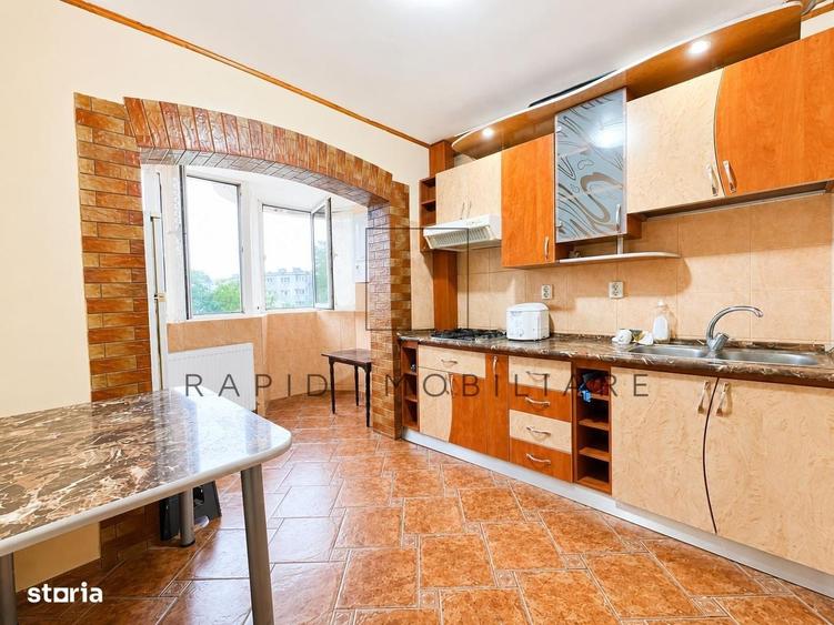 Apartament cu 2 camere decomandat în Vest