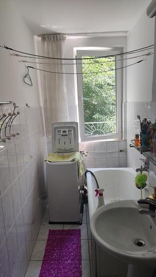 Garsonieră decomandată în Brâncoveanu