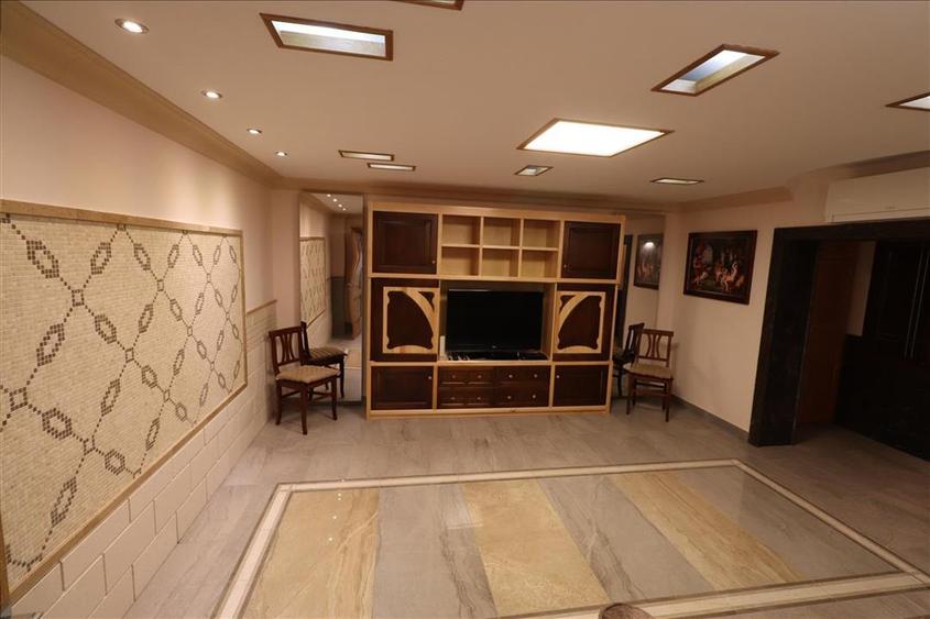 Apartament 3 camere, etaj 1, Supermaket Lidl - super lux - - 3