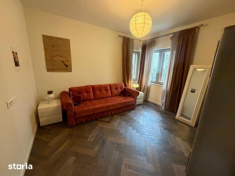 Apartament cu 3 camere în Aviatorilor