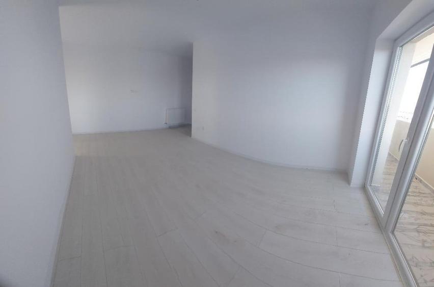 Ultimul apartament de 64000 euro, 2 camere, bucatarie inchisa - 2