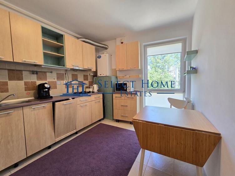 Apartament cu 2 camere decomandat, mobilat în Titan