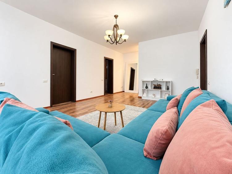 Apartament cu 3 camere decomandat, mobilat în Lipovei