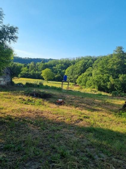Casă cu 4 camere în Orvișele