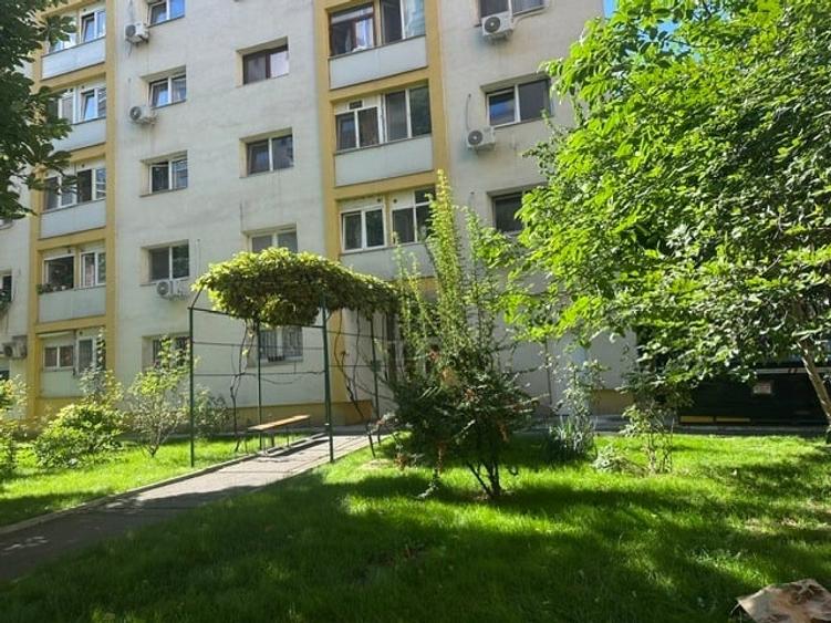 Garsonieră decomandată, mobilată în Obor