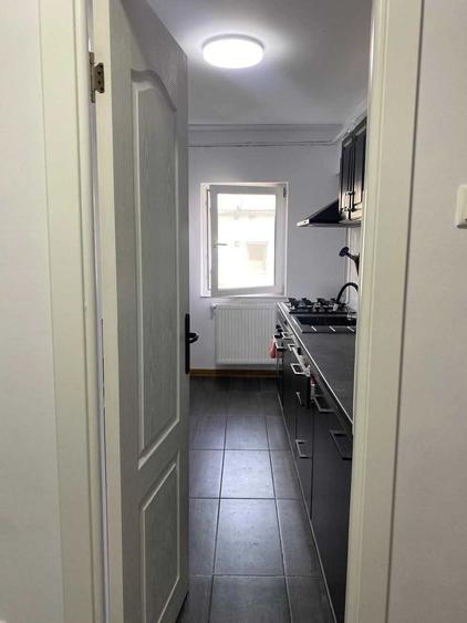 Apartament cu 2 camere semidecomandat în Florești