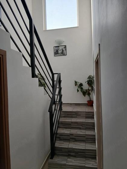 Casă cu Teren 330 Mp în Pisc