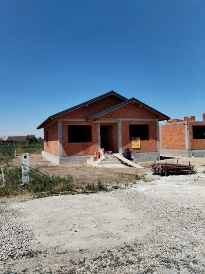 Casă cu 3 camere în Central
