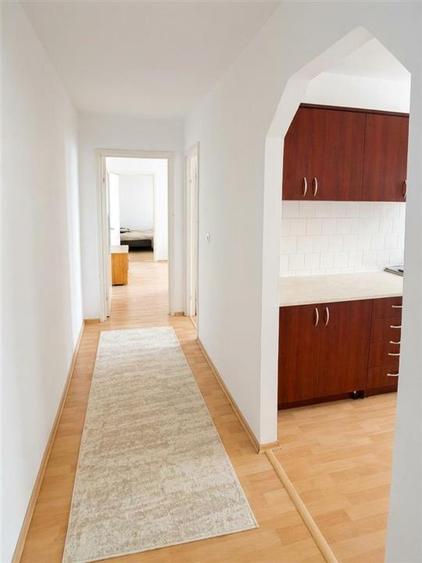 Apartament cu 2 camere semidecomandat în Rogerius
