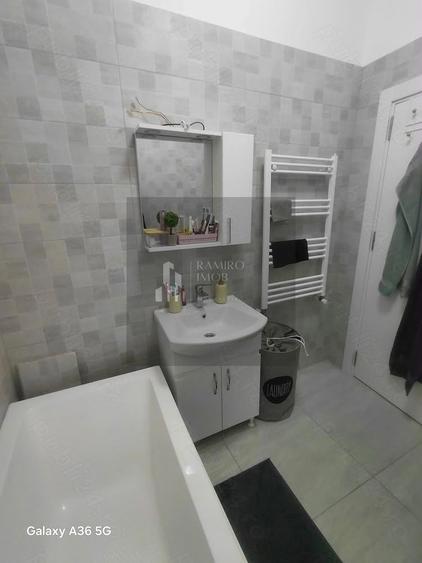 Apartament cu 3 camere decomandat, mobilat în Metalurgiei