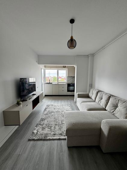 Apartament cu 2 camere semidecomandat în Central