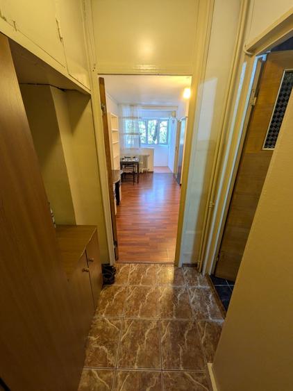 Garsonieră semidecomandată în Veteranilor