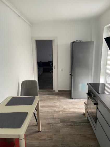 Apartament cu 2 camere decomandat în Budai