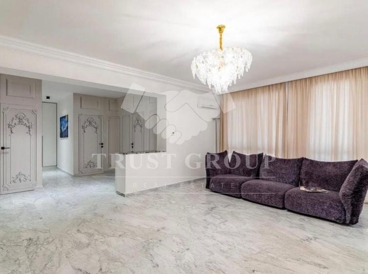 Apartament cu 3 camere semidecomandat, mobilat în Șoseaua Nordului
