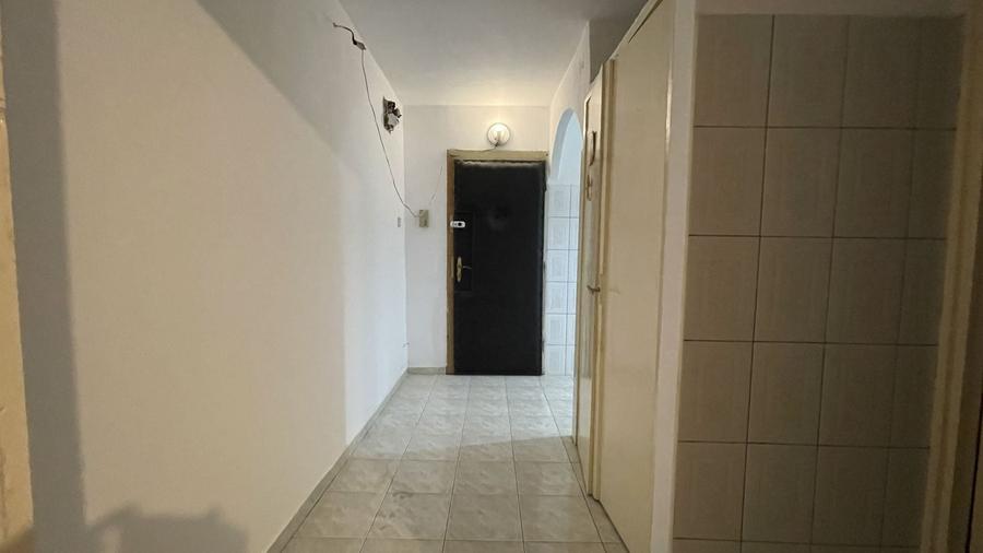 Garsonieră decomandată în Aradului