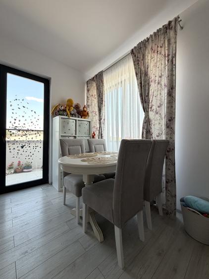 Apartament cu 2 camere decomandat, mobilat în Giroc