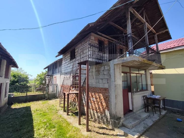 Casă individuală cu 4 camere cu Canalizare în Găești