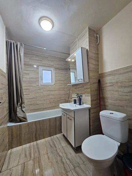 Apartament cu 3 camere decomandat în Dorobanți