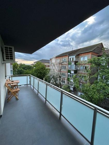 Apartament cu 2 camere semidecomandat, mobilat în Lipovei