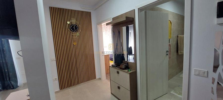 Apartament cu 2 camere semidecomandat, mobilat în Metalurgiei