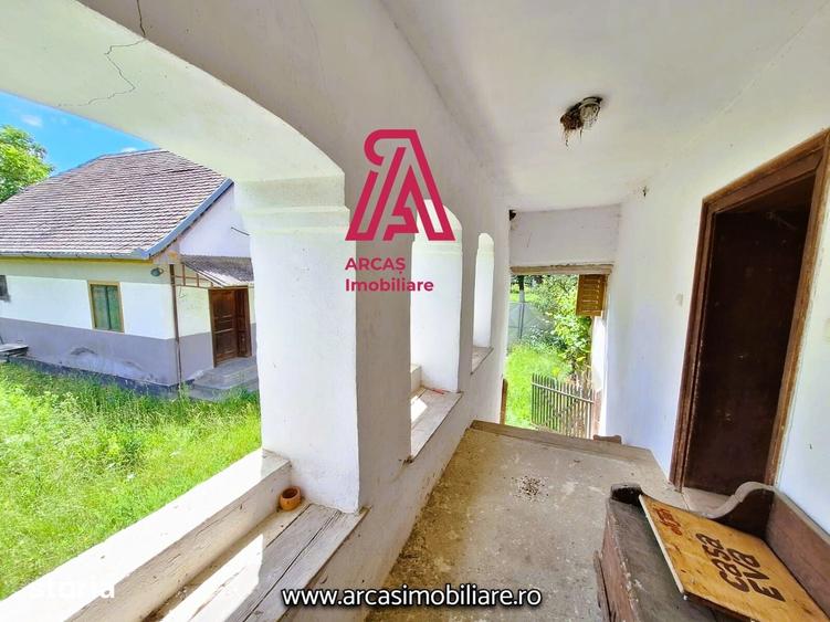 Casă cu 6 camere cu Teren 3665 Mp în Nocrich