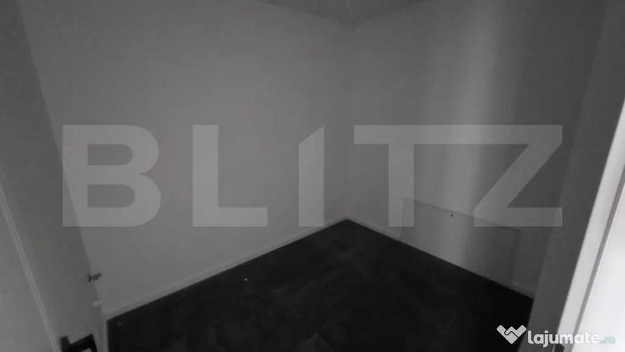 Apartament cu 3 camere semidecomandat în Nord