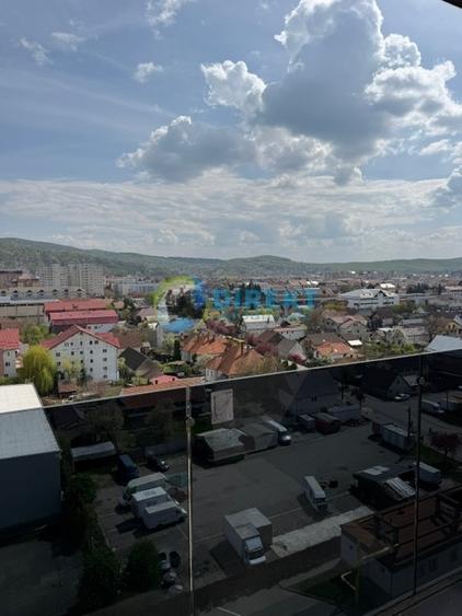 Apartament cu 3 camere decomandat în Decebal