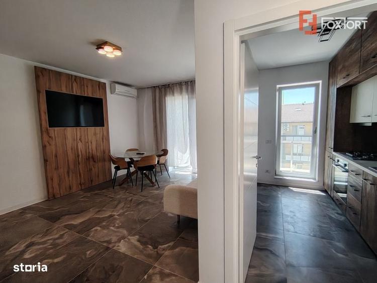 Apartament cu 2 camere decomandat în Central