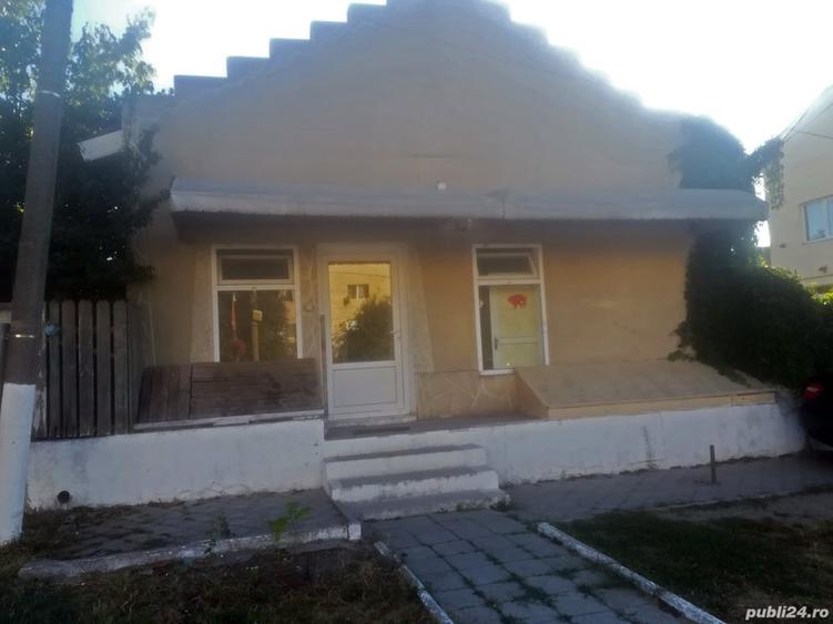 Spațiu comercial, de 40 mp, în Central