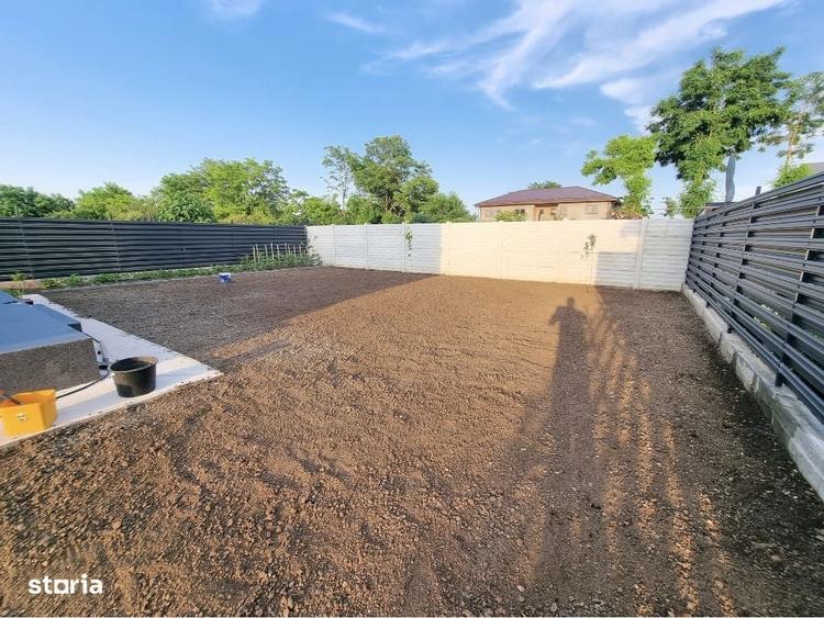 Casă cu 4 camere cu Teren 500 Mp în Central