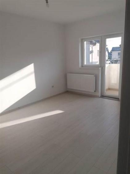 Duplex cu 4 camere cu Canalizare în Alexandriei