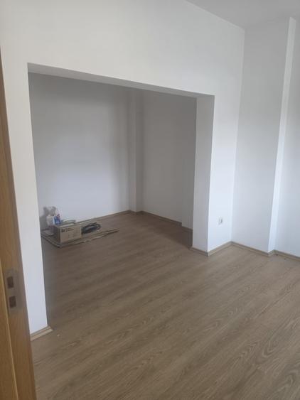 Apartament cu 2 camere decomandat în Știrbei Vodă