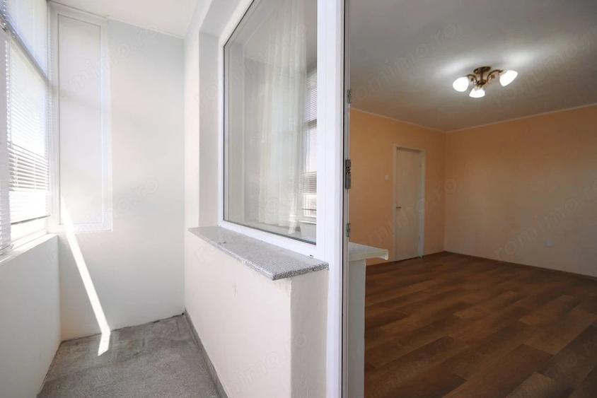 Apartament cu 2 camere semidecomandat în Teilor