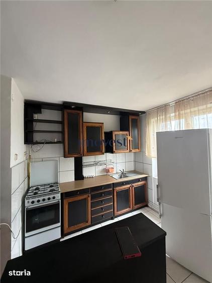 De inchiriat:Apartament ultracentral cu 2 camere - 12