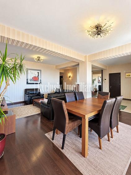 Apartament cu 3 camere decomandat în Ultracentral
