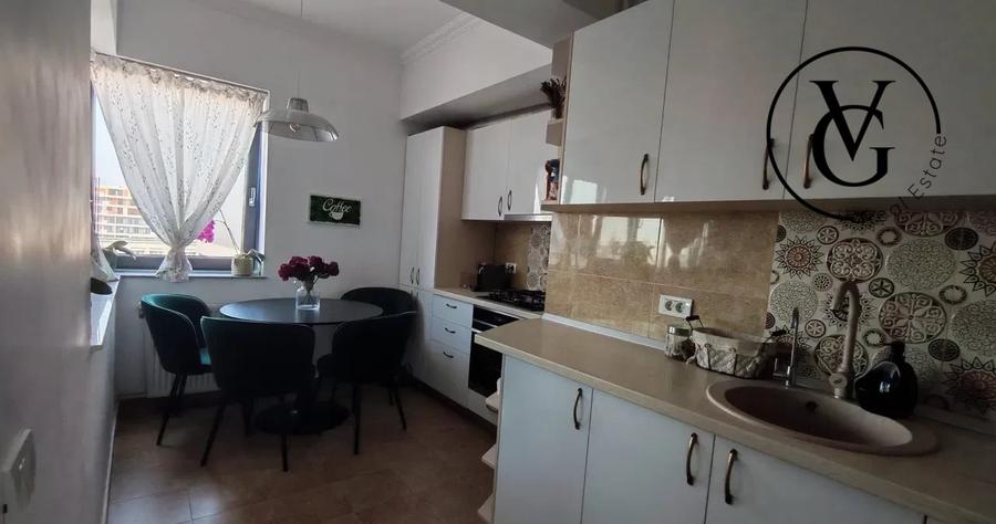 Apartament cu 2 camere semidecomandat, mobilat în Central
