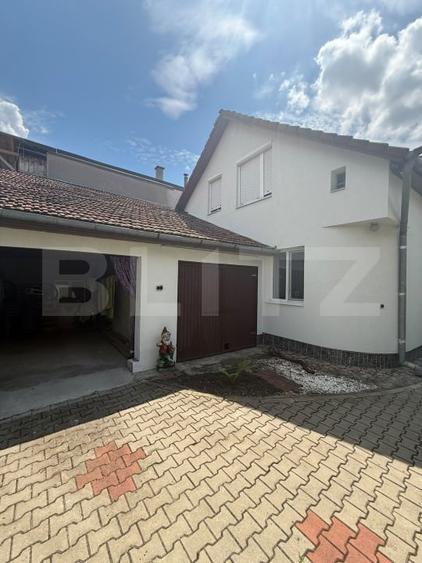 Casă individuală în oraș, 130 mp, 400 mp teren, zona Decebal - 2
