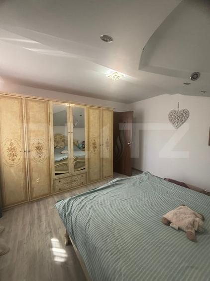 Casă individuală cu 5 camere cu Canalizare în Central