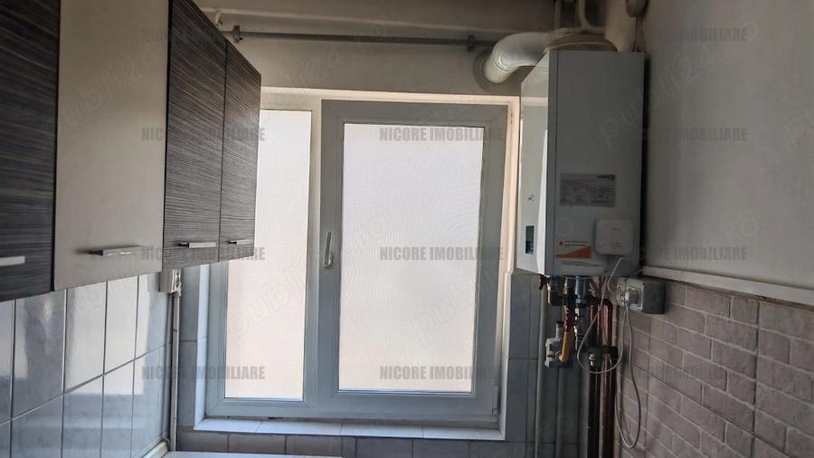 Garsonieră decomandată în Complex Studențesc
