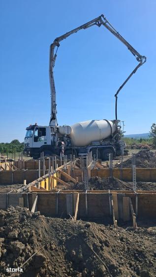 Casă cu 5 camere cu Teren 800 Mp în Vârteșcoiu