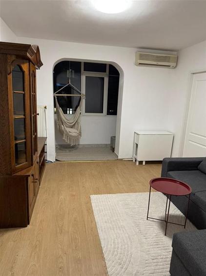 Apartament cu 2 camere nedecomandat, mobilat în Podu Roș