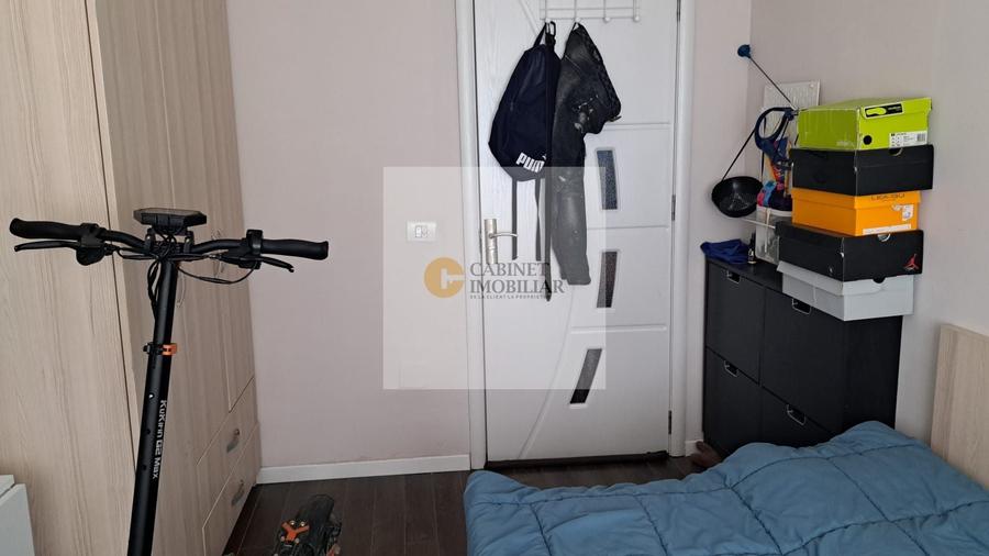 Apartament cu 3 camere decomandat în Politehnica