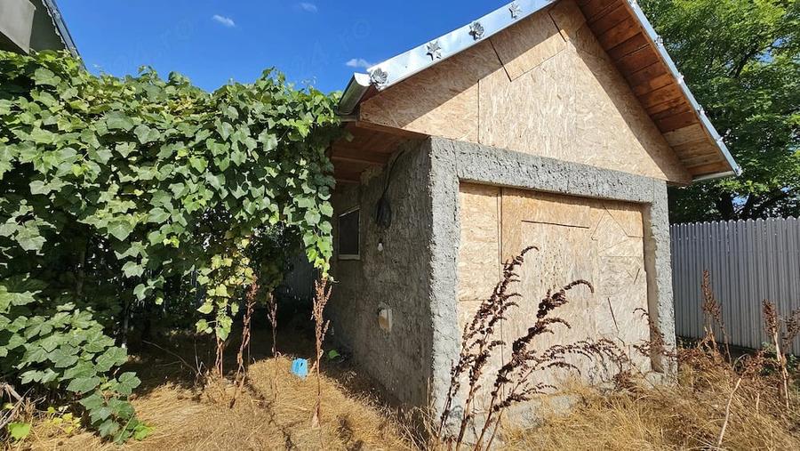 Casă cu Teren 981 Mp în Drăgănești